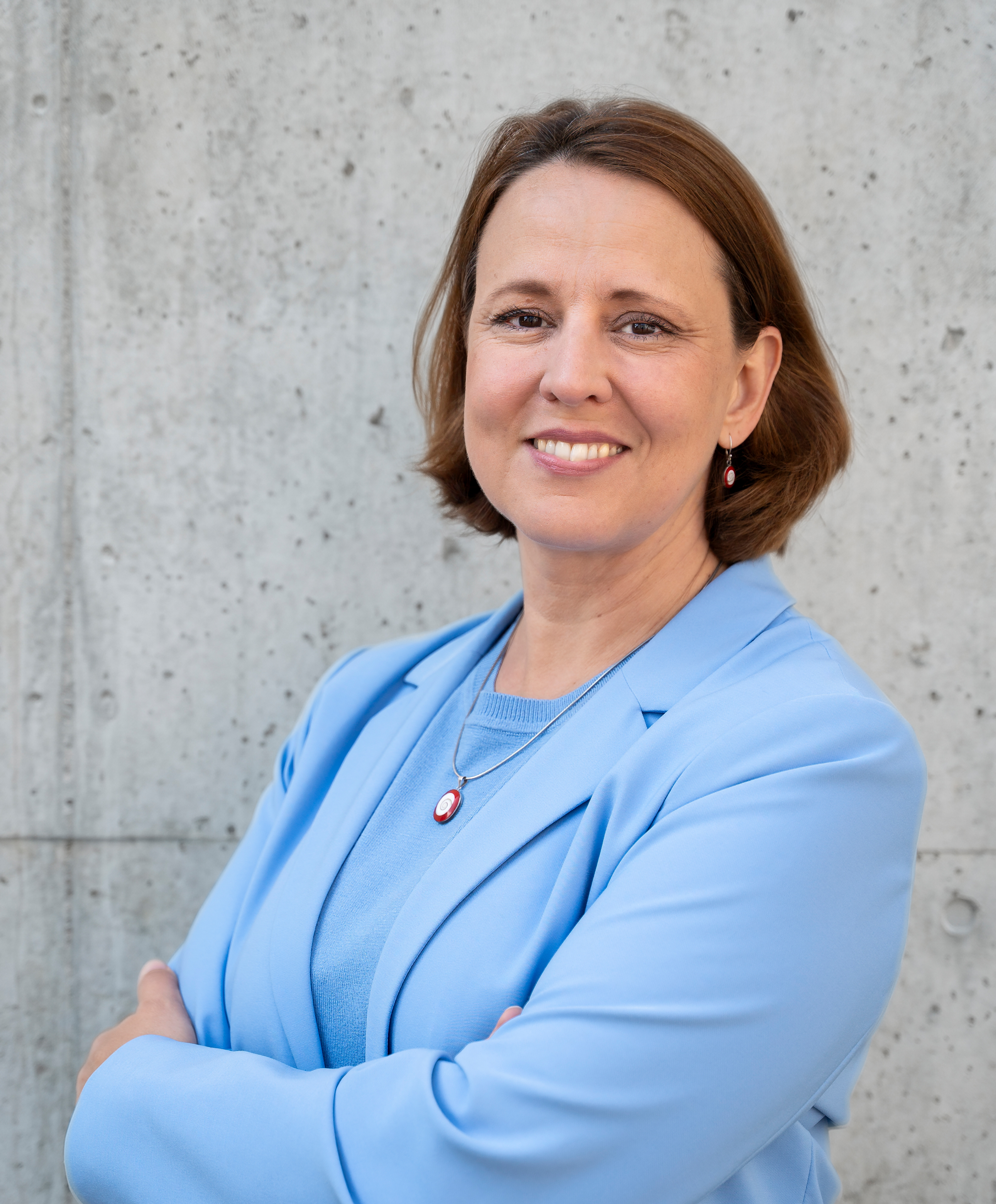 Dr. Gabriele Gonschor Dr. Gabriele Gonschor